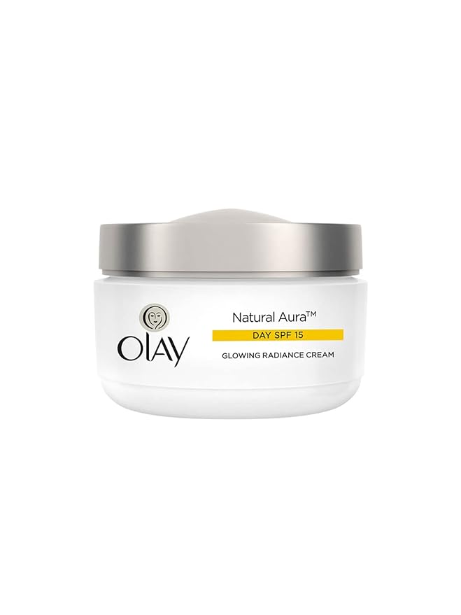 Olay Natural Aura Day Cream with SPF 15 - 100 GM
