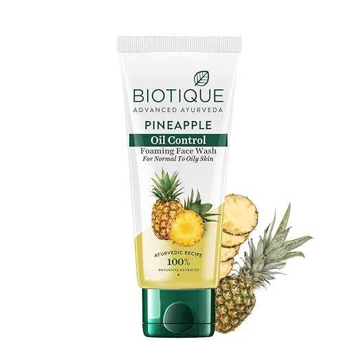 Biotique Pineapple Oil Control Foaming Face Wash