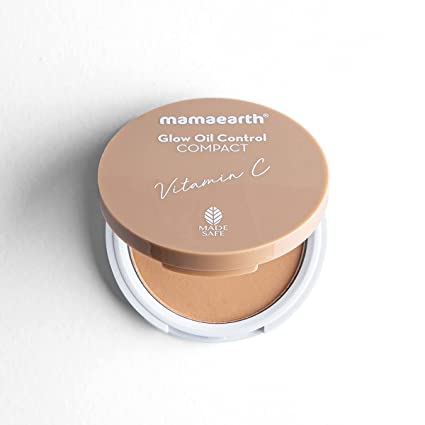 MamaEarth Glow Oil Control Compact With SPF 30 (Nude Glow)